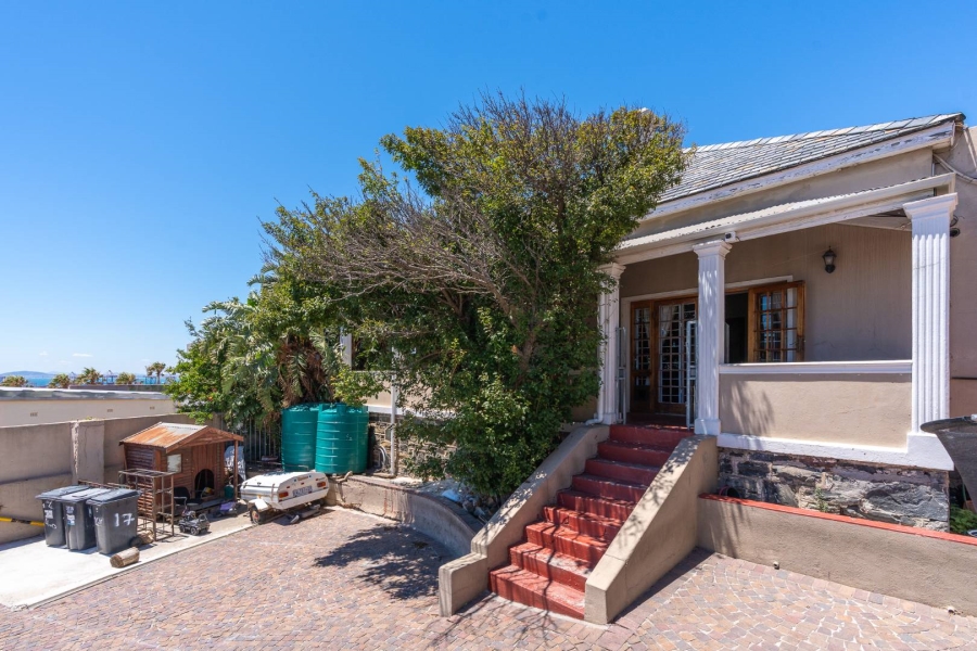 8 Bedroom Property for Sale in Walmer Estate Western Cape